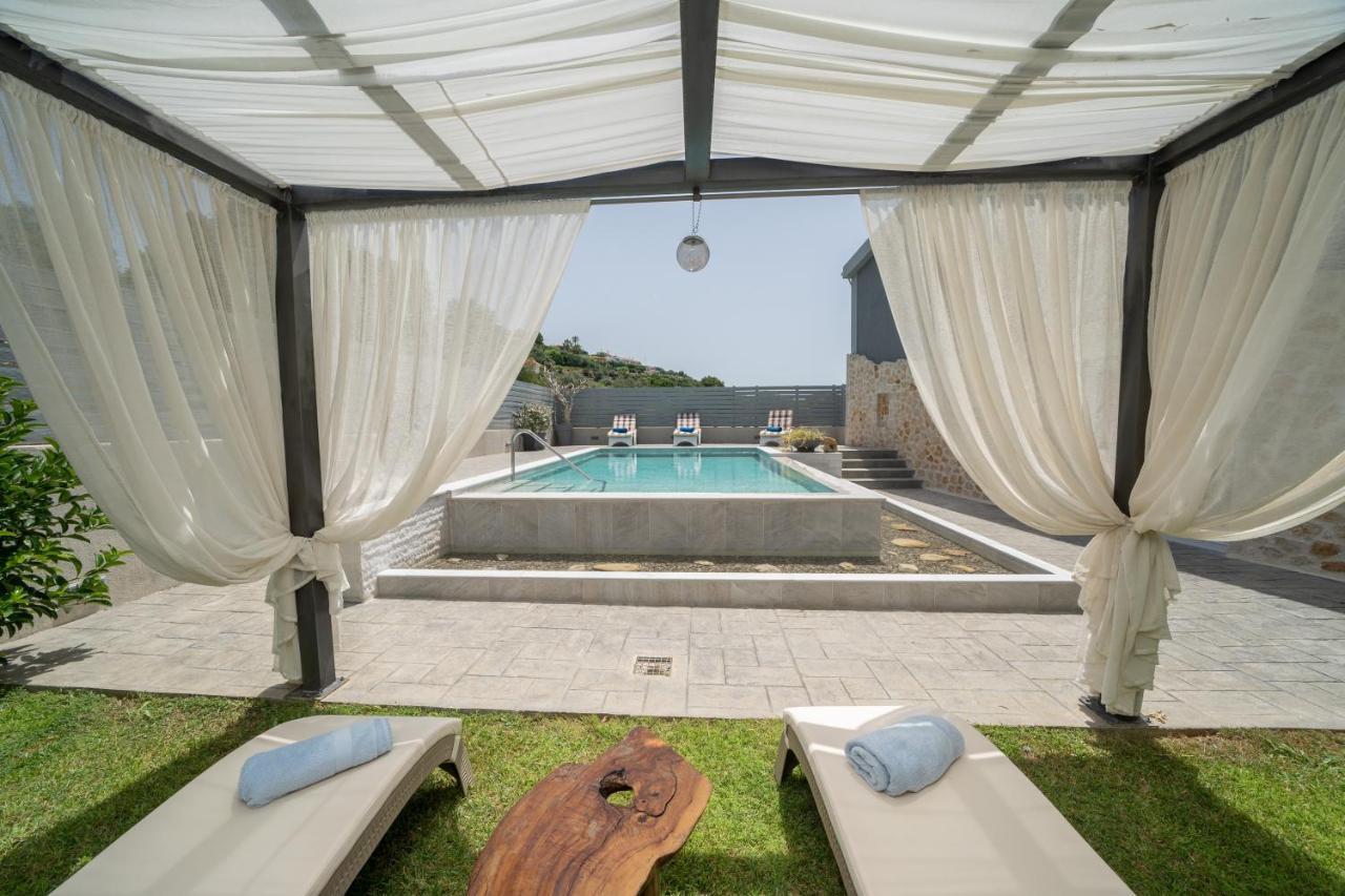 Popi'S Villa Svoronata Extérieur photo